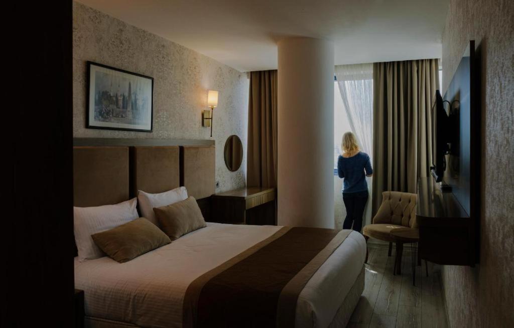 Euro Plaza Hotel - Taksim Pera Стамбул Номер фото